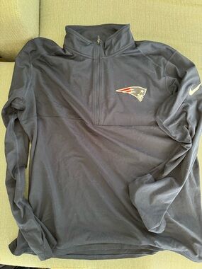 Nike Patriots 1/4 zip, xl